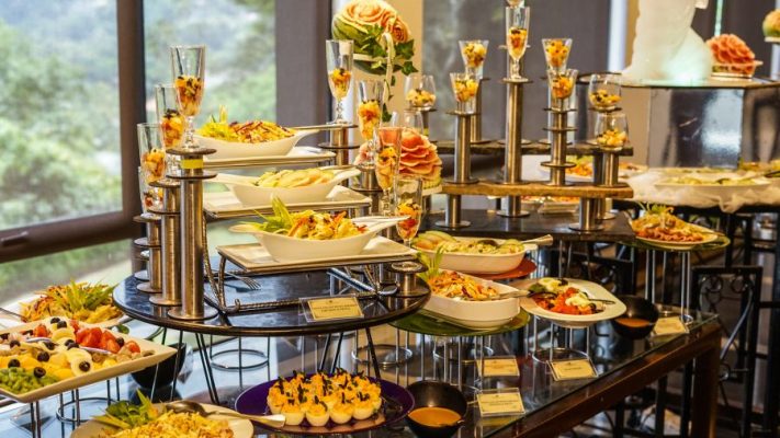 Simple Tips for a Better Buffet Setup