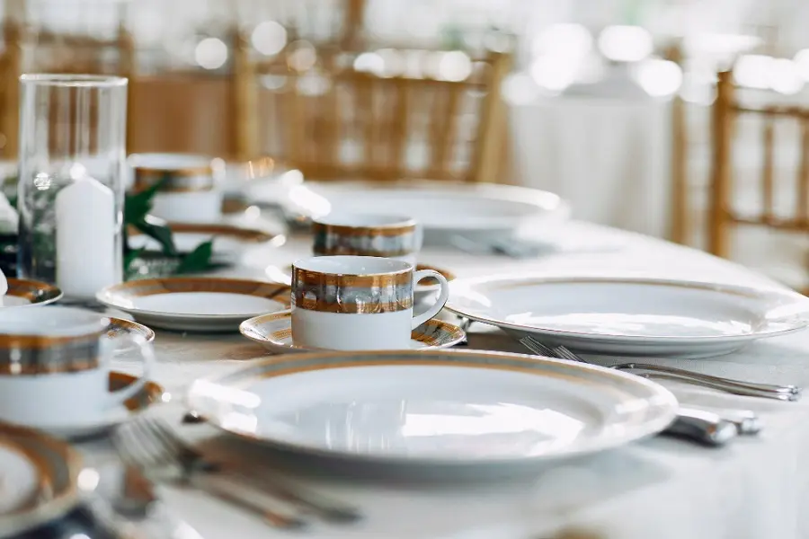 Tableware to Buffetware: Hospitality Supplies for UAE Restaurants Guide